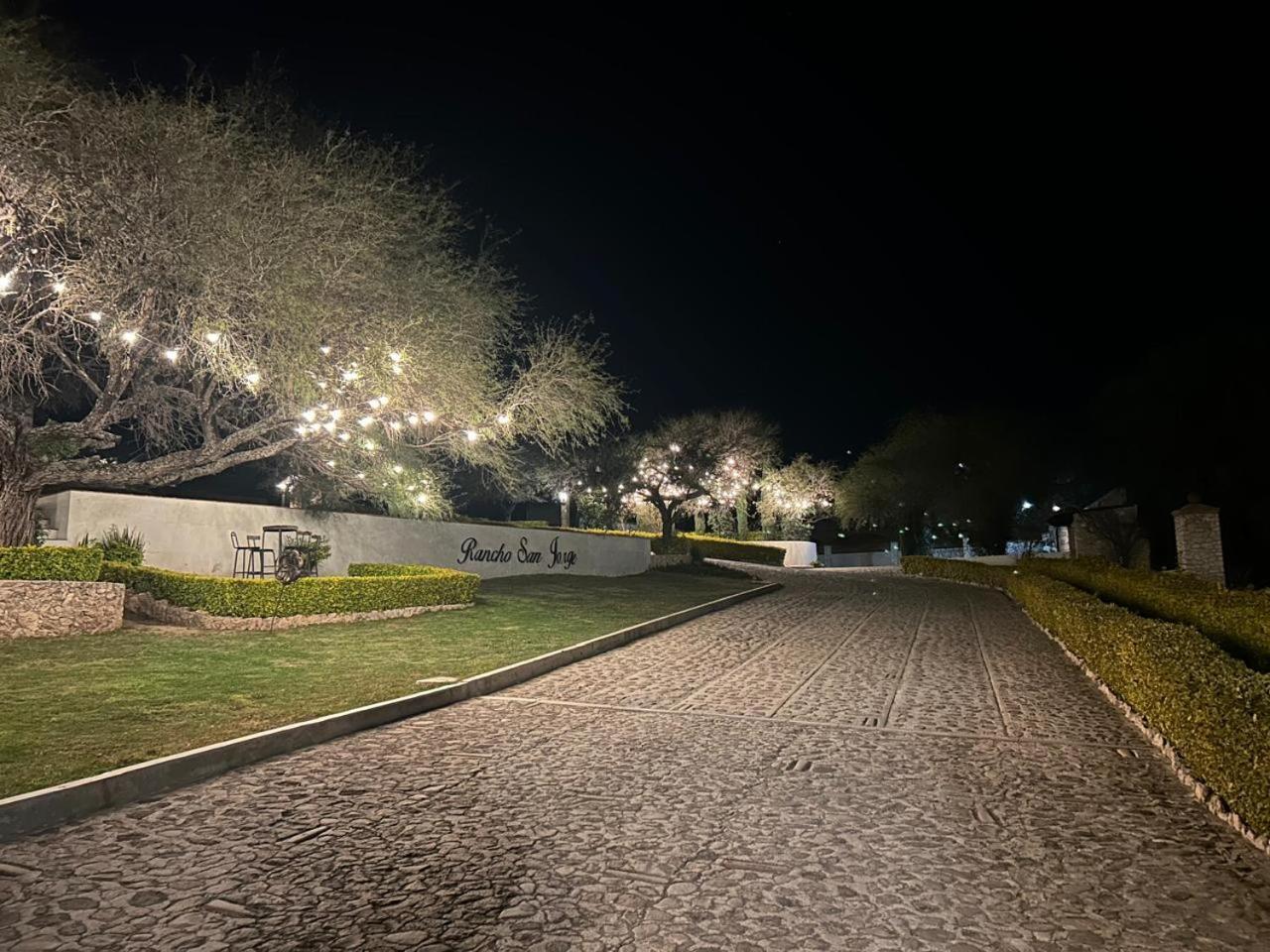 Cabanas, Suites Y Habitaciones Rancho San Jorge Bernal Dış mekan fotoğraf